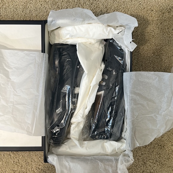 NEW Gucci Black Shiny Leather Jordaan Loafers - Picture 6 of 6